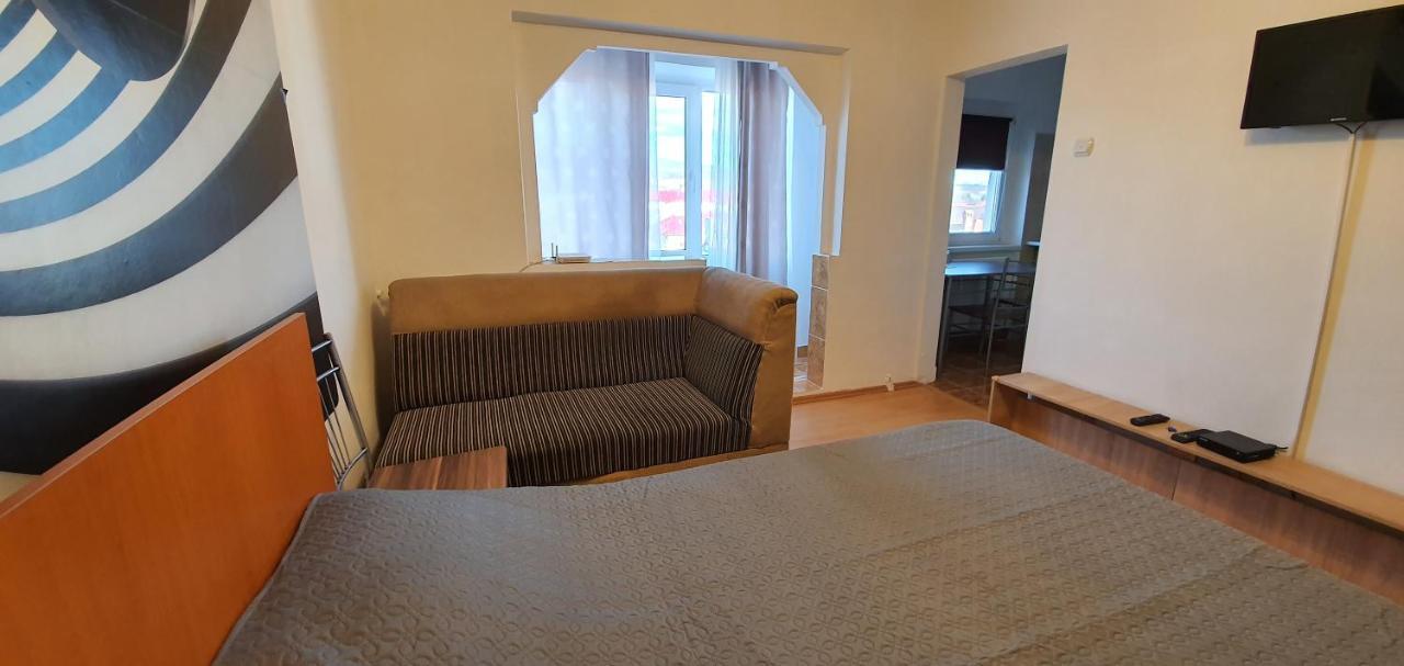 Ferienwohnung Garsoniera Horezu Exterior foto